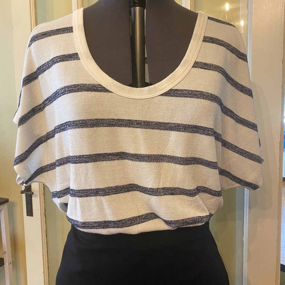 Gap Drapey Cap-sleeve Top